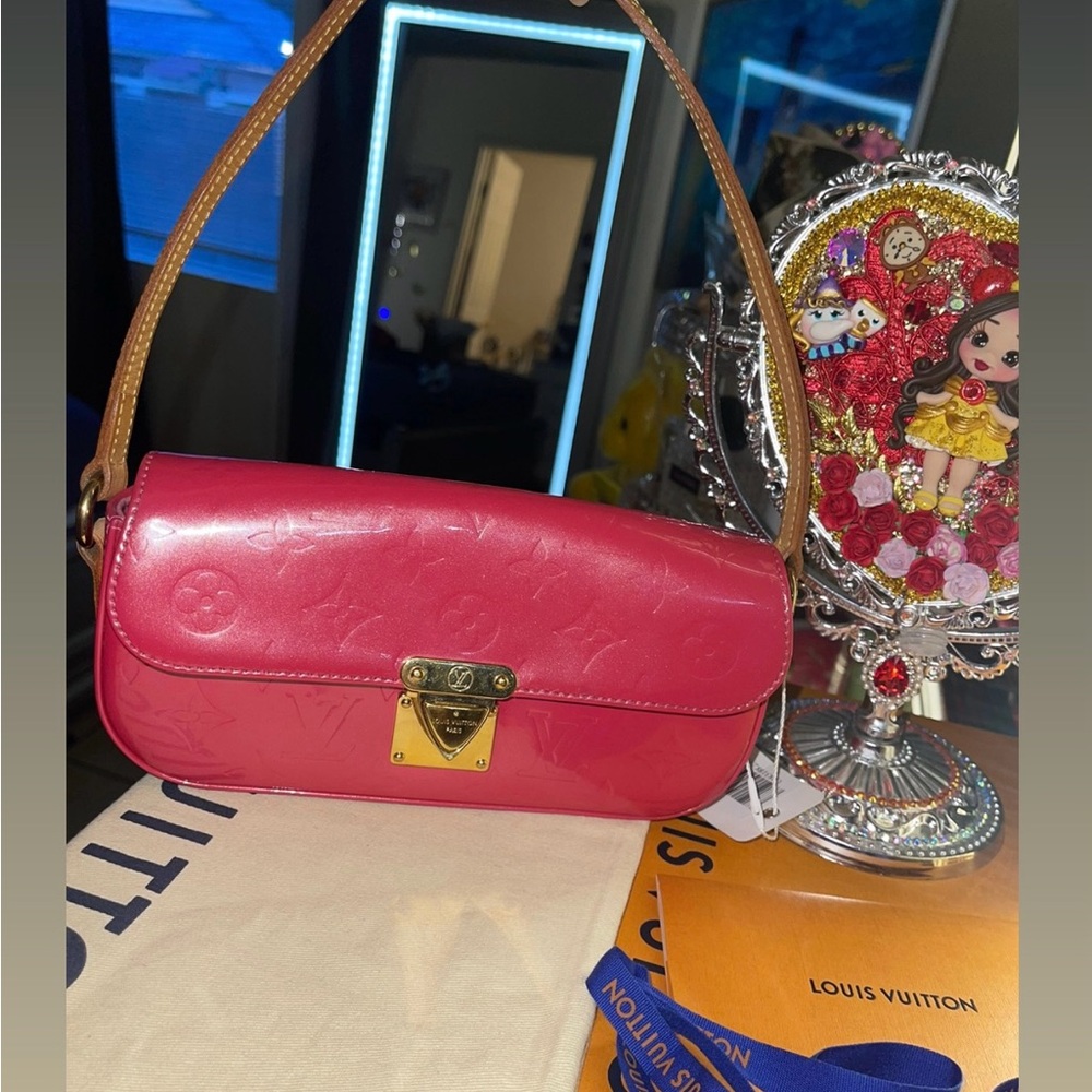 Authentic Vintage Louis Vuitton Pink Shoulder Bag with Gold-Toned Clasp